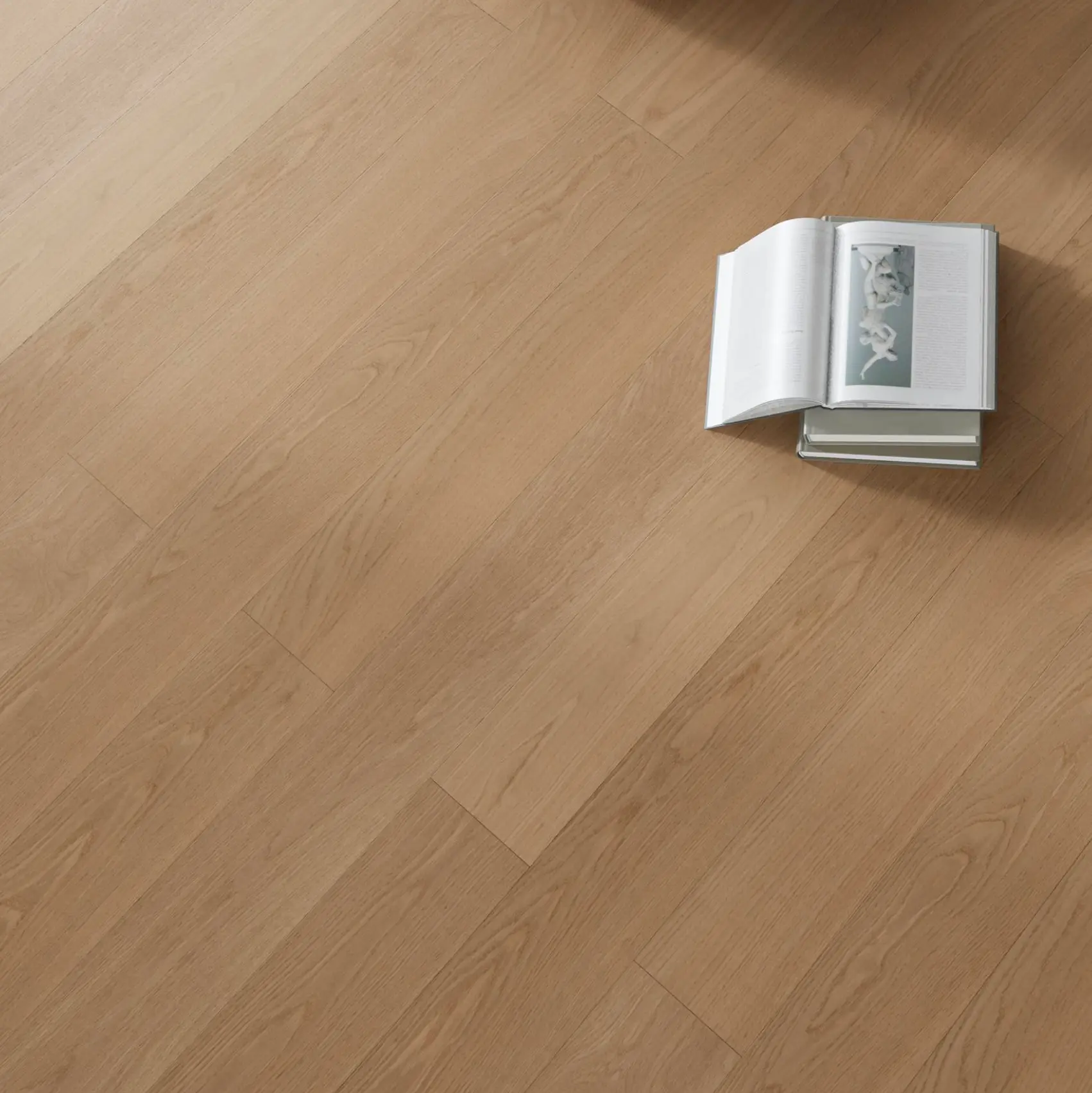 Champagne engineered white oak flooring texture
